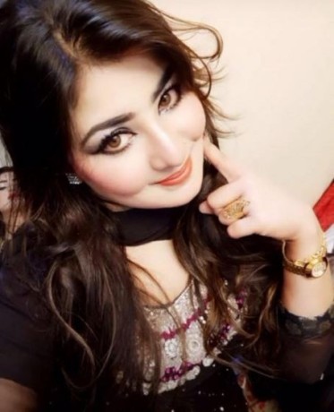 call-girls-services-call-ayesha-0300-0750707-big-0